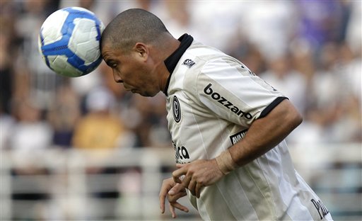 半岛体育-多特蒙德训练开放日，清晨迎来里程碑引欢呼，全明星赛在即，临场指挥获称赞