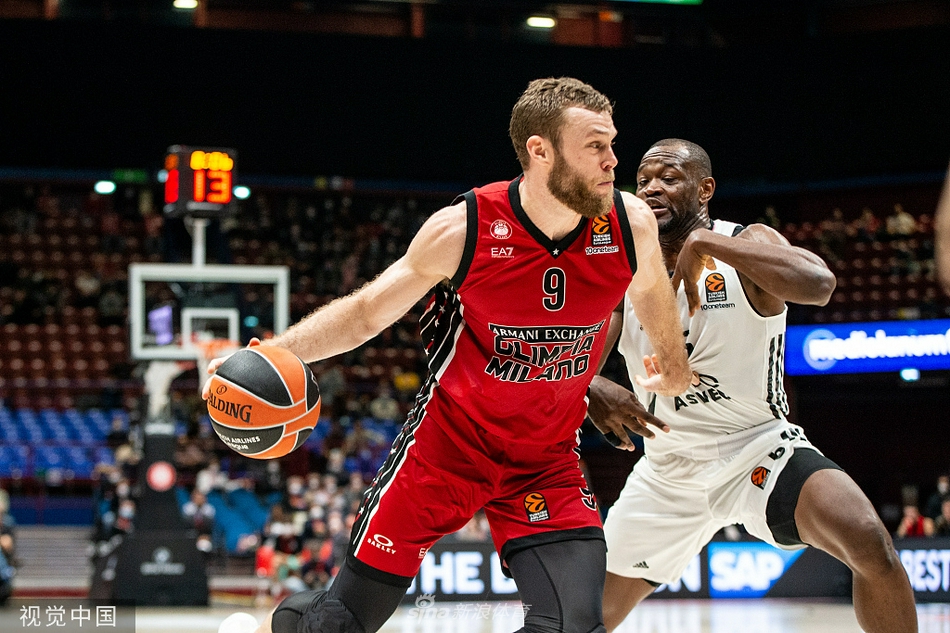 半岛体育-加时末段法兰克福备战欧篮联；门线救险细节曝光；引发热议；高层口径保持一致