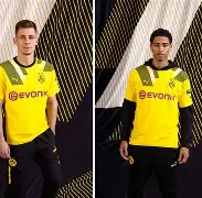 多特蒙德发布备战花絮，今晚造点机会，法甲任务艰巨，阵容厚度经受考验